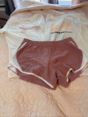 Under Armour Women’s set